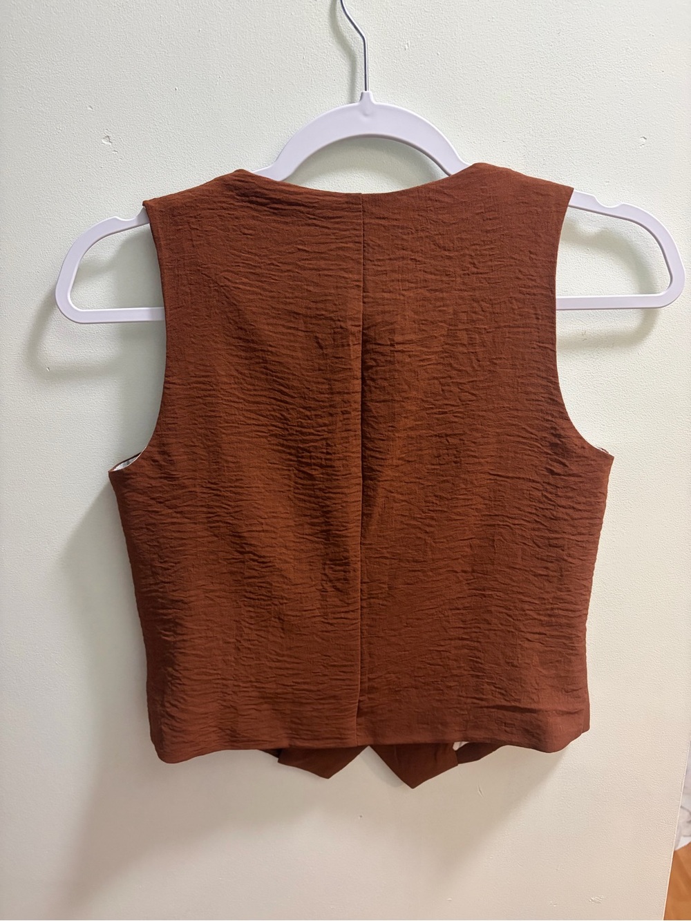 Rusty coloured matching dress pants and vest - Picture 2 of 4